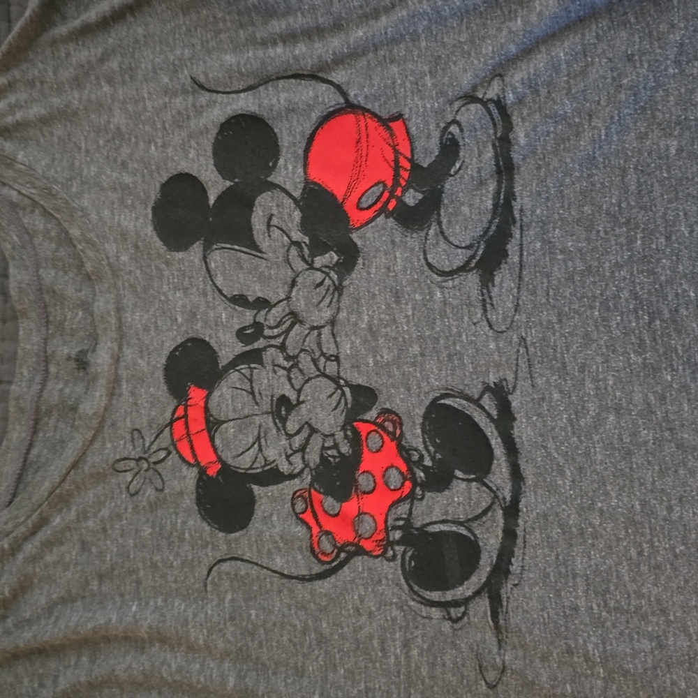 Disney parks mini and micky medium womens shirt